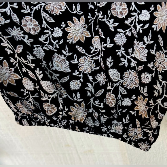 J Jill Top Womens XL Floral Smocked On or Off-Shoulder Top - Picture 7 of 8